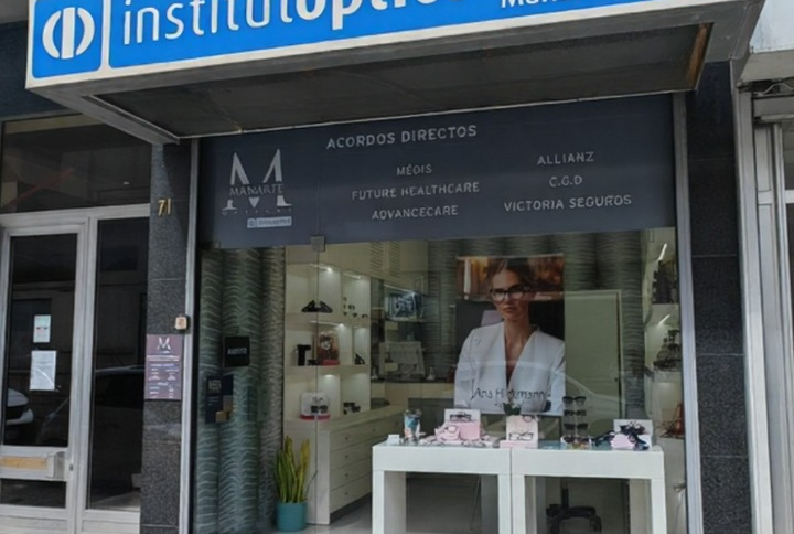 Optica Manarte exterior loja