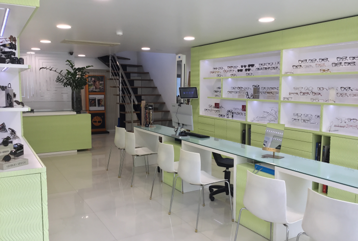 Optica Manarte interior loja