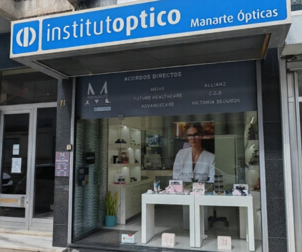 Optica Manarte exterior loja