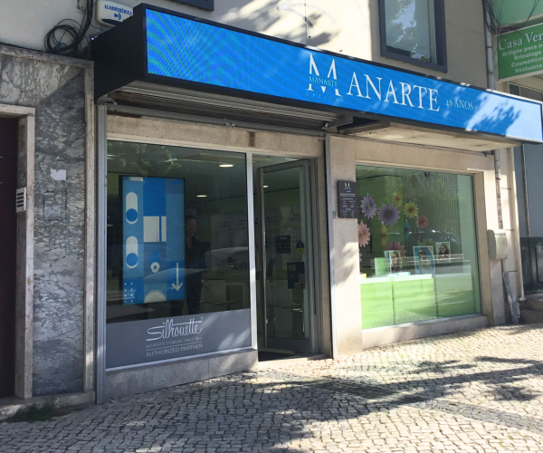 Optica Manarte interior loja